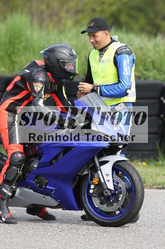 Archiv-2025/10 23.04.2025 Cornu Master School ADR/gruen-vert/47